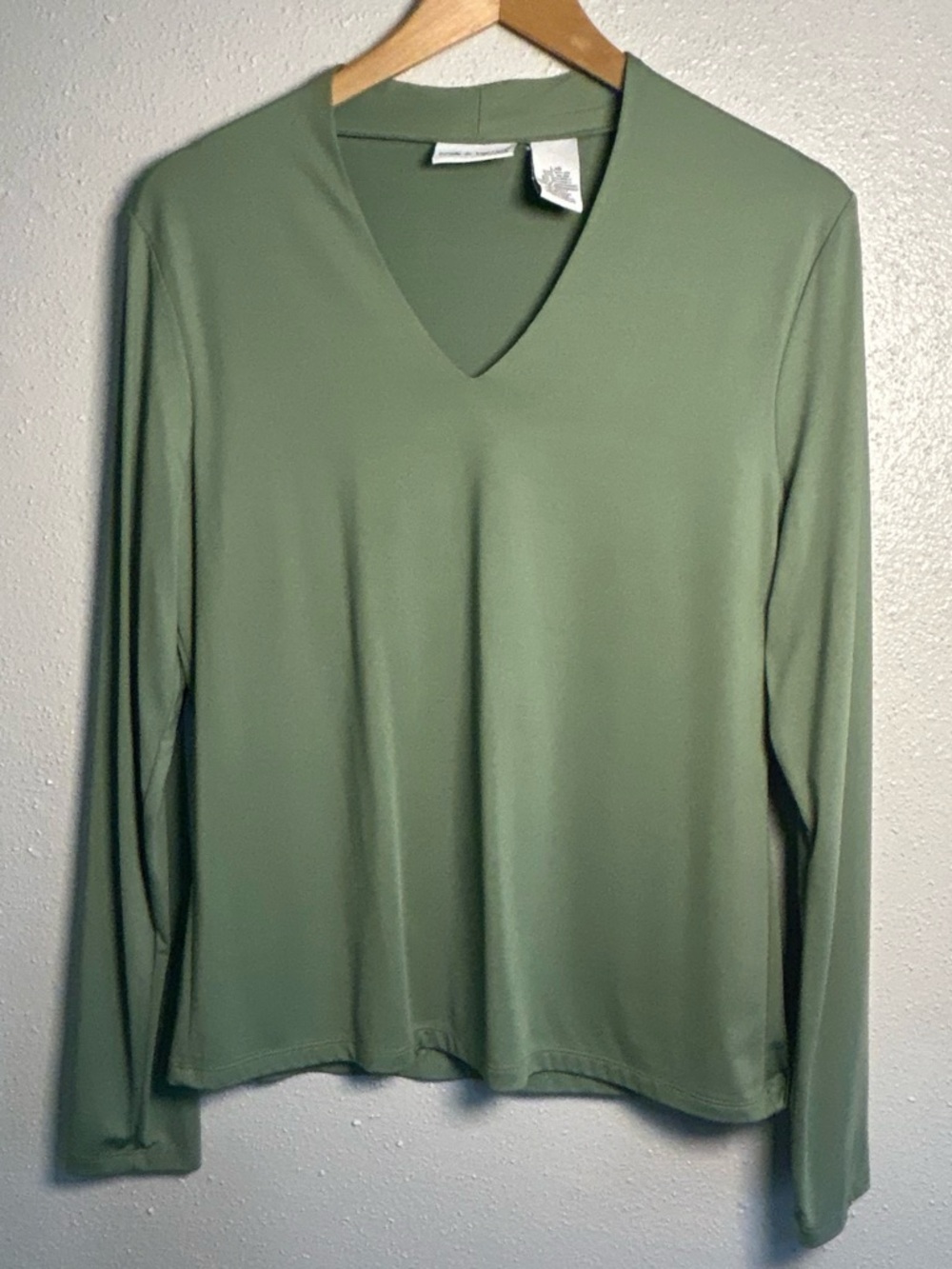 croft & barrow Sage Green V-Neck Long Sleeve Top